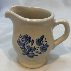 Vintage Pfaltzgraff Yorktowne 4.5" Creamer Pitcher 24Y USA Stoneware